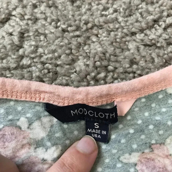 Modcloth Green Floral Top - Picture 3 of 4